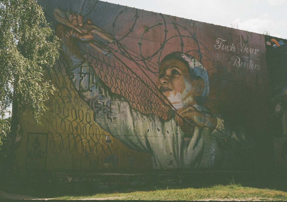Frame 23