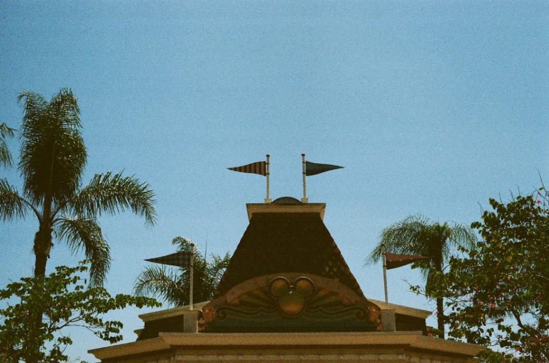 Frame 16